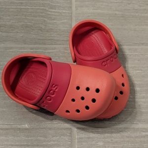 NWOT Crocs Toddler size 10